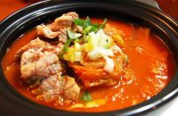 Kim chi jjigae