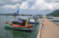 Làng chài Hàm Ninh