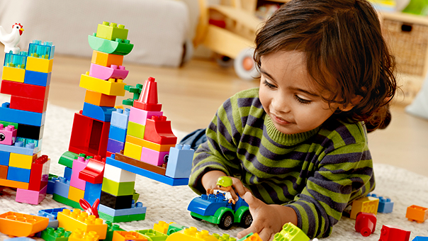 Do choi Lego phat trien he van dong - Tác dụng của đồ chơi Lego đối với trẻ