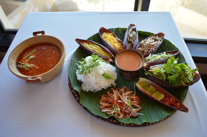 Lẩu Thả - món ăn nổi tiếng tại Phan Thiết