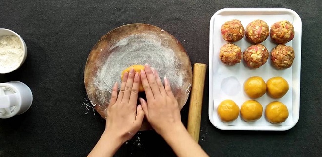 goi banh - Cách làm bánh Trung thu thập cẩm đơn giản cho người mới học nghề