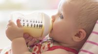 Cách lựa chọn loại bình sữa cho bé