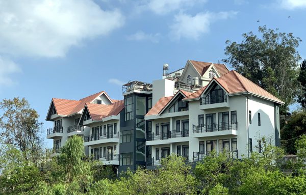 biet thu hong mon da lat 600x383 - Top 10 khách sạn 3 sao giá tốt ở Đà Lạt